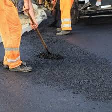 Professional Driveway Paving Services in Shorewood, MN